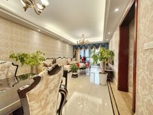 太阳公元二期 3室2厅 东 东