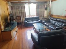 中山小区3室2厅1卫南朝向178.0万元/套出售