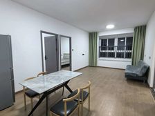 新兴岚湾小区3室2厅1卫南朝向95.0万元/套出售