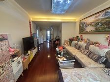 南北通透绿地·国际花都2室2厅精装修