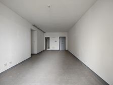 龙头寺轻轨站门口,3房朝南看中庭,业主急售