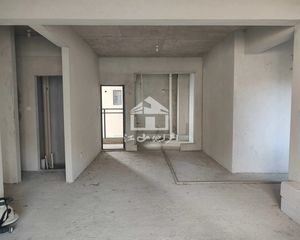 隆源学府 4房2厅102万