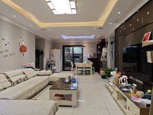 龙头寺轻轨站门口,精装修4房,业主急售