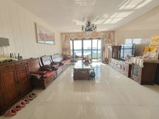 南北通透四个阳台 看江看湖 史上最低价的四房 钥匙在手