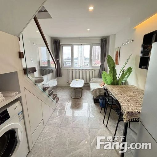 中南世纪城,复式公寓地铁口,家具家电齐全 拎包入住,随时看房