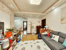 轻纺城 东方苑 临轻轨 新上好房 房东诚心出售 自住保养好