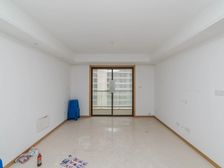 上东区 4室2厅 精装修