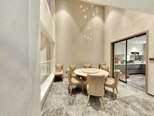 建面300方实用600方距离上一套成交相差700万