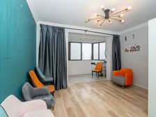 金沙江地铁口,双南厅朝南,电梯高区,看房有钥匙