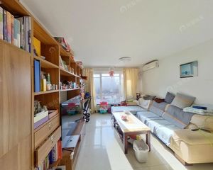 旧宫亦庄北岸2008今年商品房小区环境好,全南向采光好没遮挡