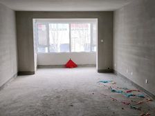 经典京南一品4室2厅2卫1阳台 两证齐全!