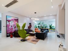 全新房 方便看 单层200平 带车库 有电梯 拎包入住 可谈