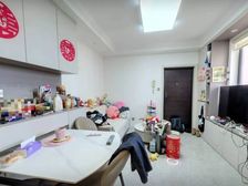 近地铁,近恒越广场,30万精装修,户型好,楼层好,采光好