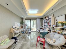 中海寰宇新上好房,保养好,大金空调 德国威能地暖,欢迎品鉴。