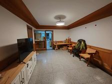 普陀曹杨梅川路南向两房 满五简装底层住宅380万