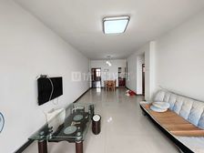 盛世名门南向装修两房急卖