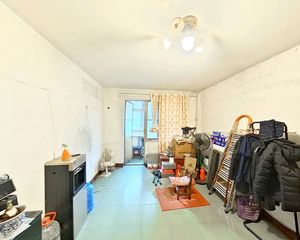 广渠门外大街路北区,3室带12平客厅,不临街近地铁