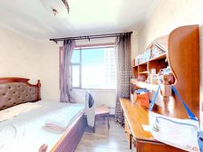 三室两厅好楼层,满五不,个税,契税,精装修,