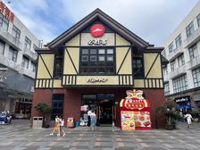 水果湖餐饮独栋 必胜客承租 20万年租金 停车方便 有外摆