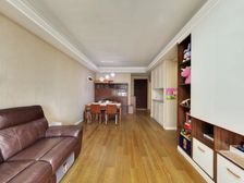 新出好房 业主急降20万 底价我知道 看房随时