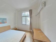 带15平下沉式花园 房屋层高三米五 两房一厅