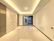 此房精装修,采光好,户型佳,配套设施齐全,交通便利