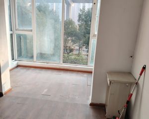 银河湾3室2厅2卫南朝向220.0万元/套出售