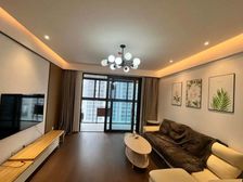 临地铁 次新房 满二 双卫格局 近医院 精装修 动静分离