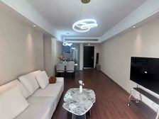 世茂璀璨万境3室2厅2卫南朝向285.0万元/套出售