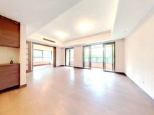 新出炉 龙洲伊都 精装 保养很好 房东着急出掉 去外地