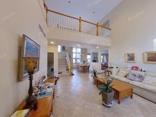 (社区专家)大面宽SF户型,全新装修,双挑空客厅,新作暖气