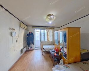 安苑里新上两居室,楼层高视野好,业主诚心出售,周边配套齐全