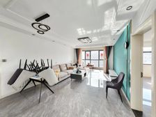 精装三室双卫 ?送130平边户户型方正 配套成熟