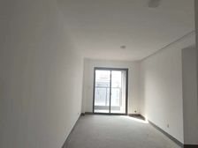 清逸东苑 近地铁 商品住宅 小三居 出行方便 朝南 满二