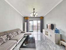 融侨公园花样精装三房业主诚心出售