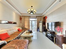 翡翠明珠旁此板块人气高,配套成熟,正规三房户型好