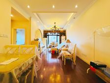 两江新区 奔力绿色空间 二房 带露台