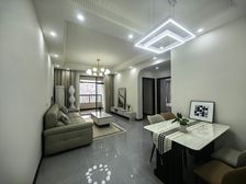 南岸区 协信城 三房 92万