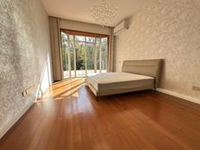 客厅挑空6米,正南正北,全明户型,采光好,户型方正