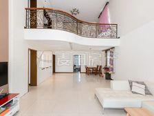 圆明园花园复式边户,配备电梯及地下车位