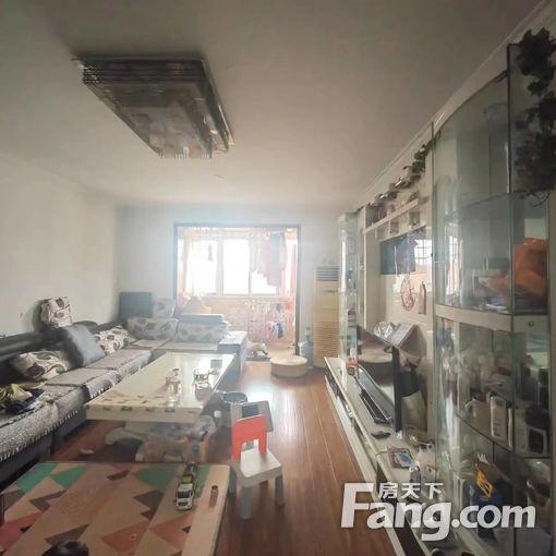 怀柔东关一区 3室1卫2厅 106平简装修 2800元/月