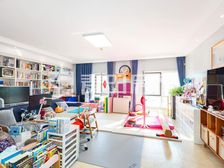 3室2厅阳光上东西班牙组团