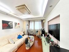 一梯三户 精装修双南户型 送30平阁楼使用 诚心可谈 位置好