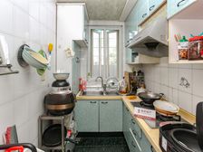 喜欢边套全明户型的看过了,内环附近,交通方便,楼层老少皆宜