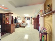 标准方正的飞机户型三房两卫 居住体验感好 幸福指数高