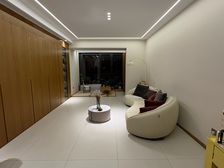 新东城阳光苑2室2厅2卫南朝向185.0万元/套出售