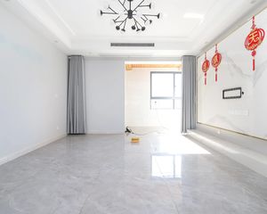 南北通透 地久艳阳天 3室2厅 精装修