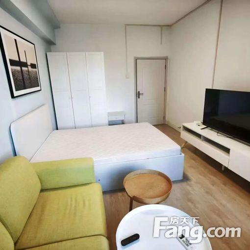 三里屯 东三环 团结湖地铁 朝阳公园 电梯朝南 一居随时看房