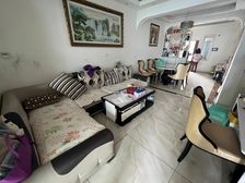 1.5 鸳鸯轻轨站旁 复地上城精装4房 可按揭 带衣帽间