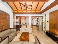 龙湾别墅4室2厅精装修